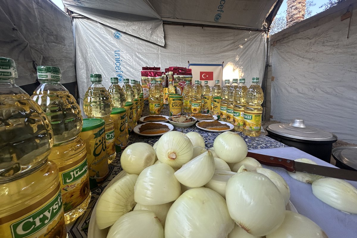 Yetimler Vakfı, Gazze'de sıcak yemek seferberliğini sürdürüyor