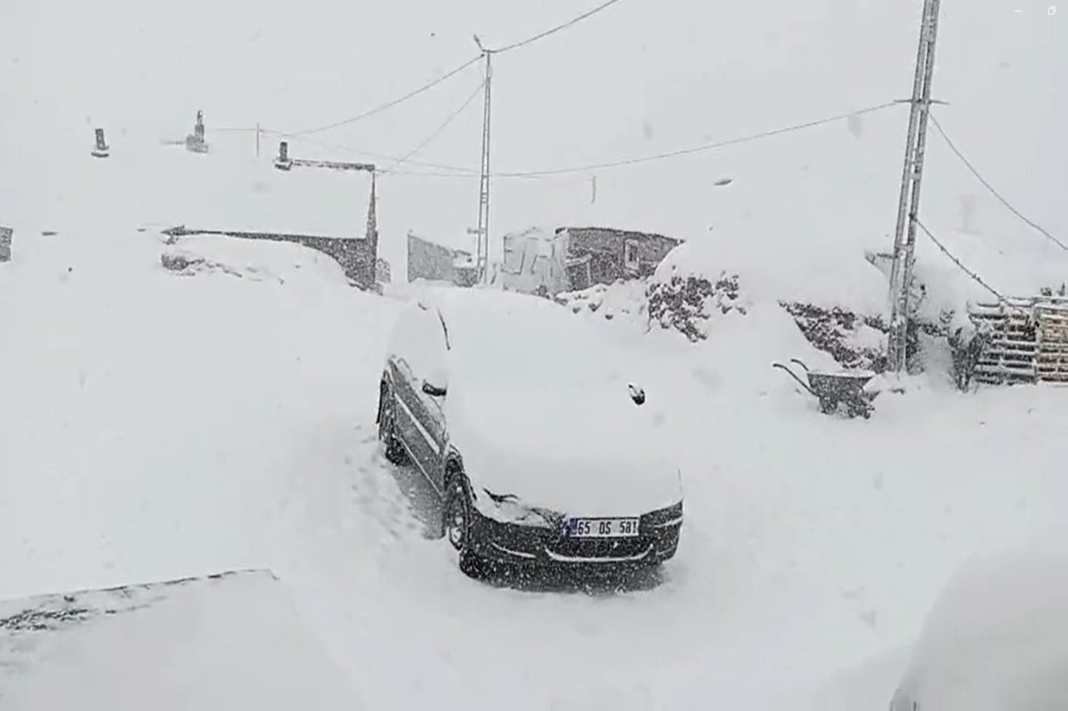 Ağrı, Ardahan, Erzurum, Kars, Iğdır ve Tunceli'de kar yağışı etkili oldu