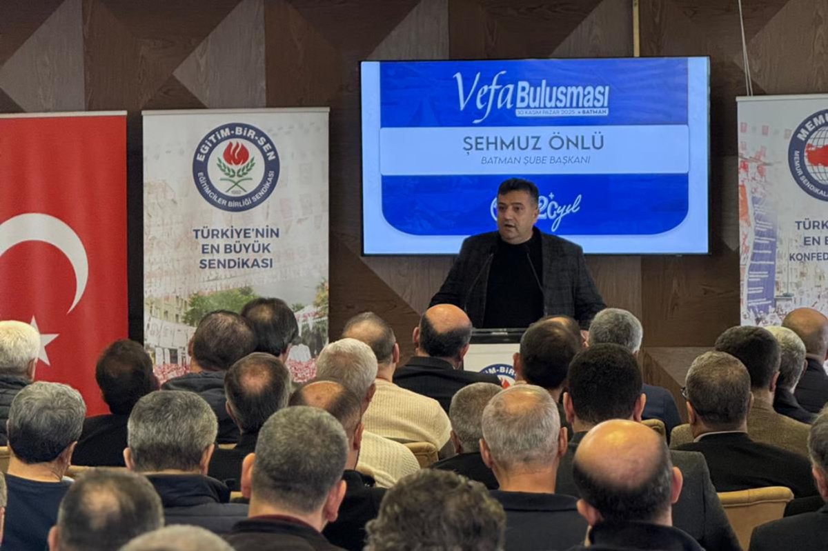 Eğitim-Bir-Sen Batman Şubesi'nden 20'nci yıl vefa buluşması