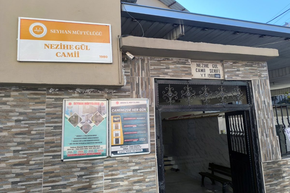 Adana'da bulunan mahalle camisi yardımlarıyla örnek bir merkez haline geldi