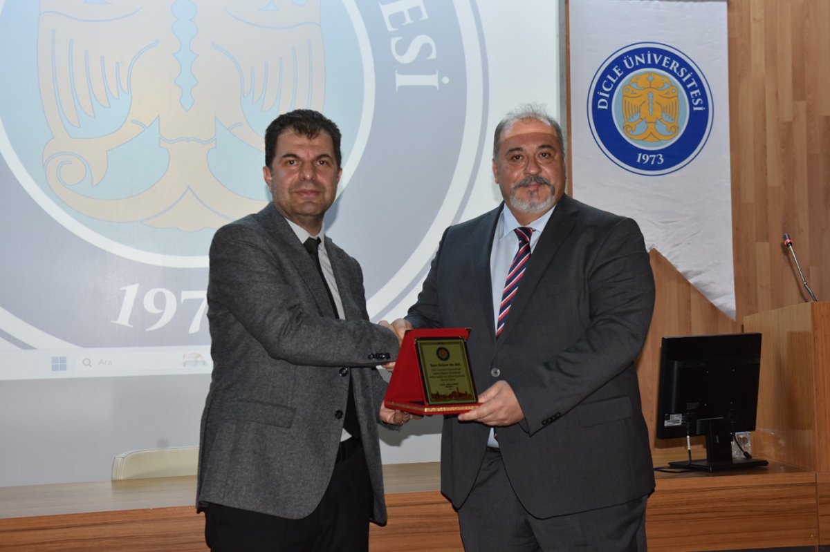 Dicle Üniversitesi Hastanesi’nde başhekimlik değişimi