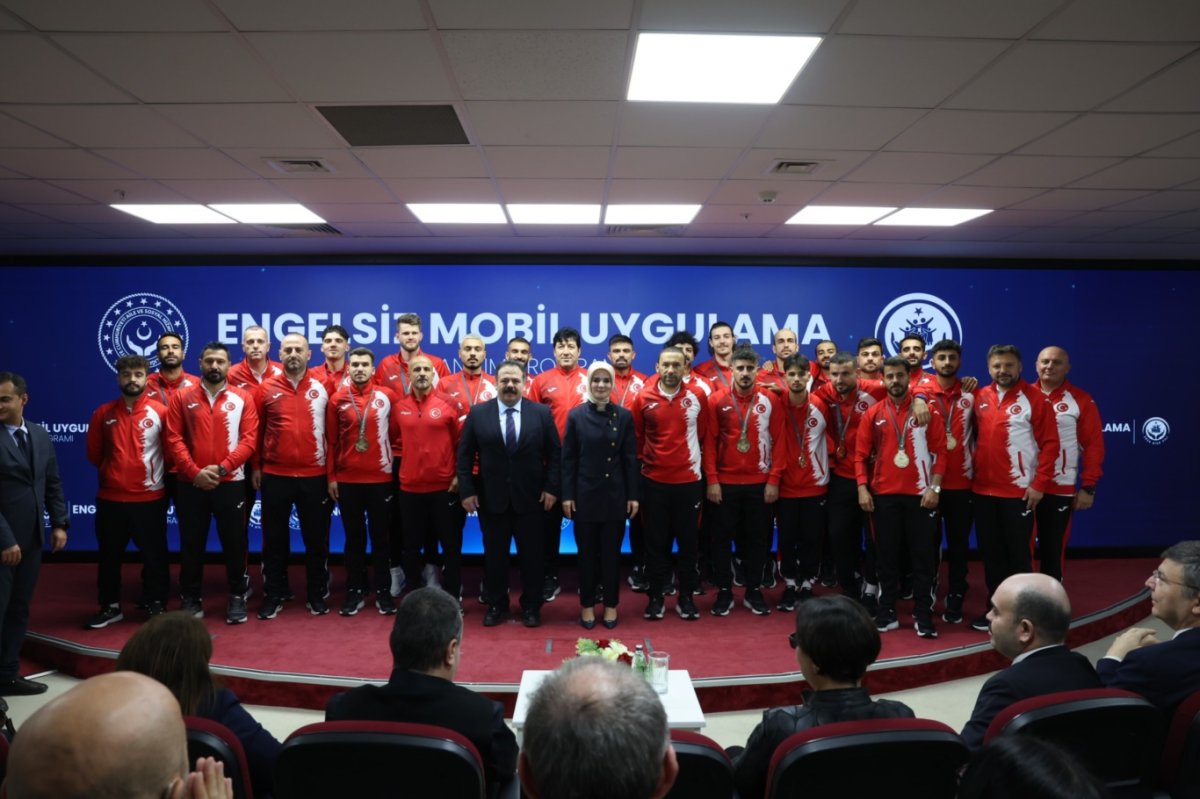 Engelli bireylere dijital kolaylık: Engelsiz mobil uygulaması tanıtıldı