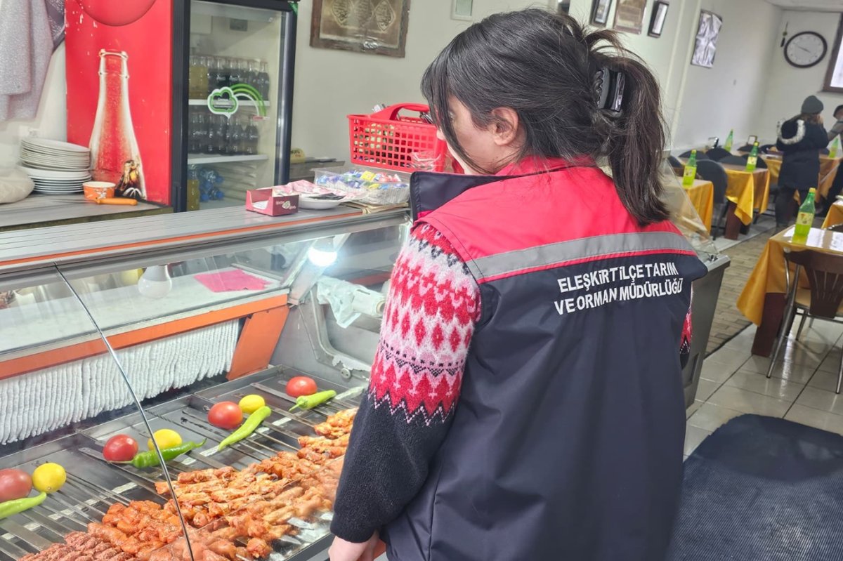 Ağrı’da denetlenen 750 gıda işletmesinden 5'ine idari para cezası uygulandı