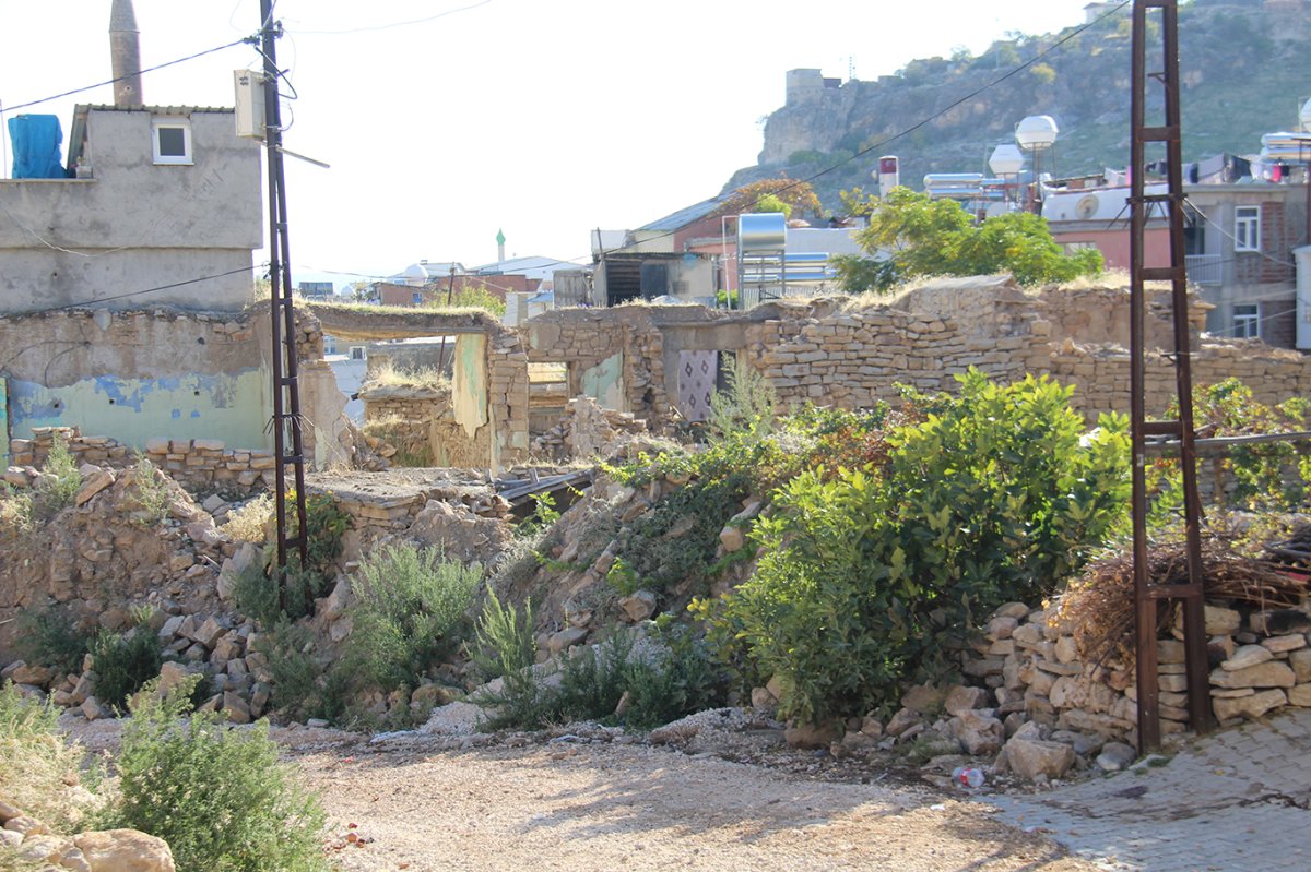 HÜDA PAR Dicle İlçe Başkanı'ndan metruk yapılar için çağrı