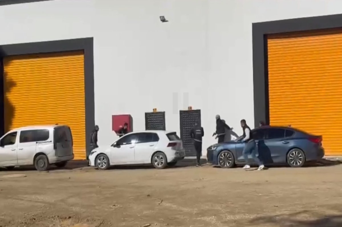 Adana'da uyuşturucu imalathanesine operasyon: 6 tutuklama