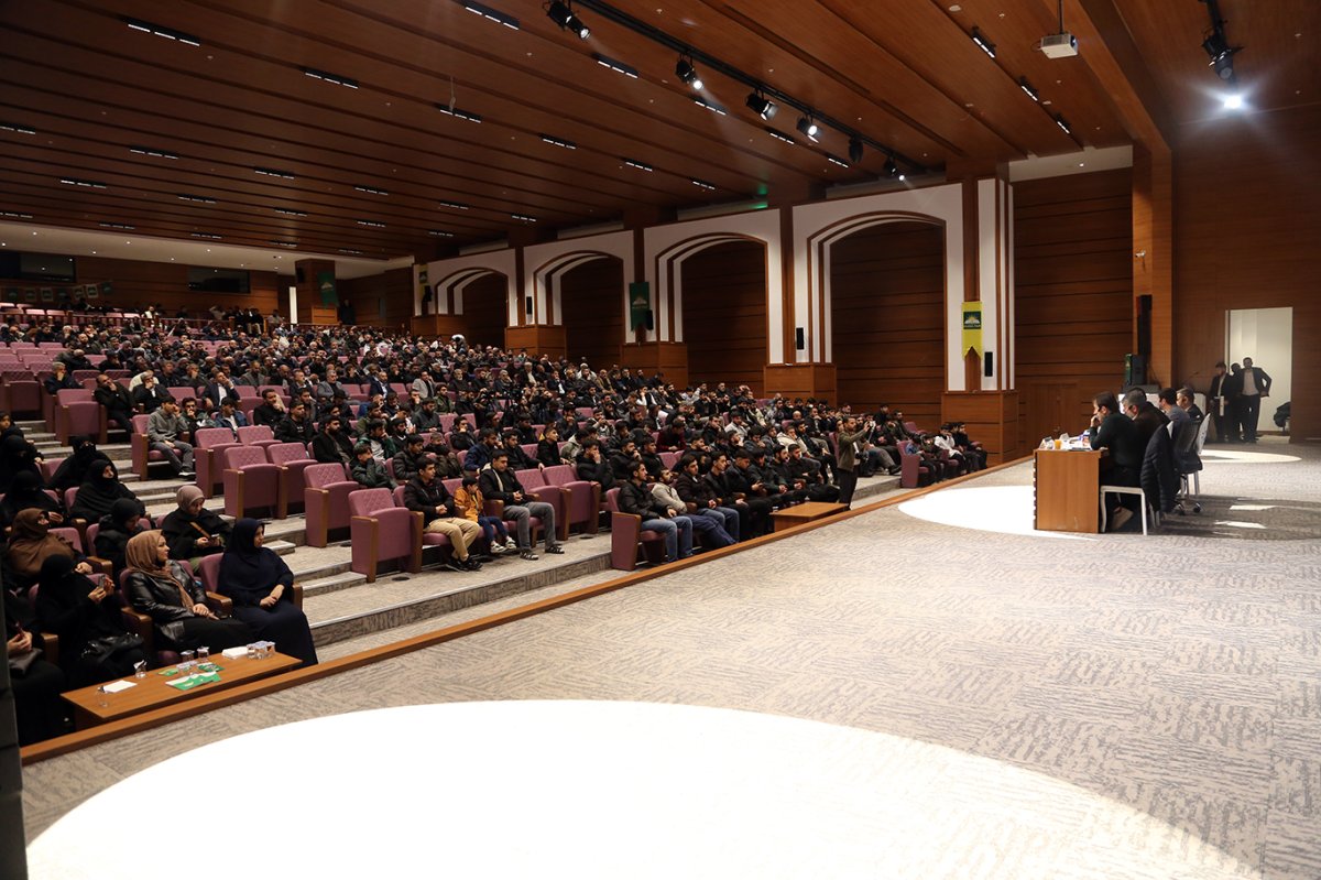HÜDA PAR Milletvekili Dinç: Her şeyi madde üzerinde inşa ederseniz nesil madde bağımlısı olur