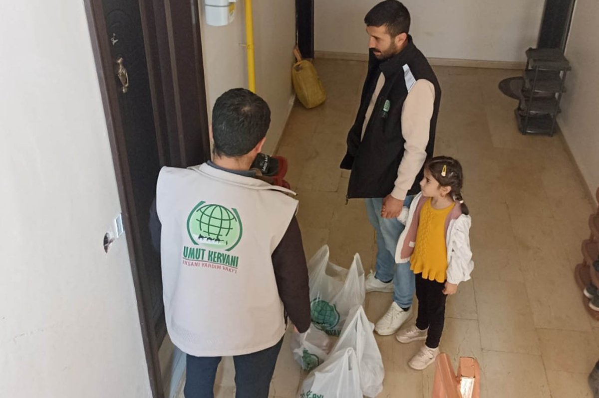 Bingöl'de Umut Kervanı’ndan 203 aileye yardım