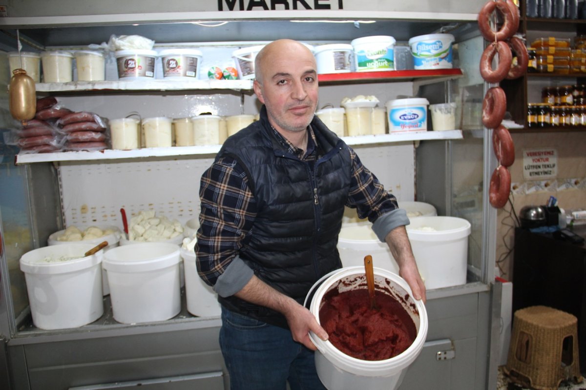 Ev tipi salçaya ilgi sürüyor: Domates salçasında fiyatlar arttı