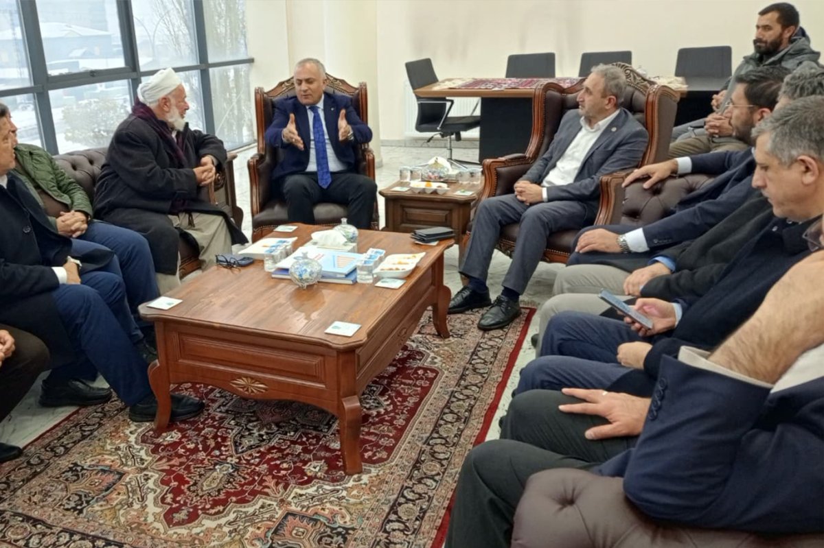 HÜDA PAR Genel Başkan Vekili Demir’den Hakkari’de taziye ziyaretleri