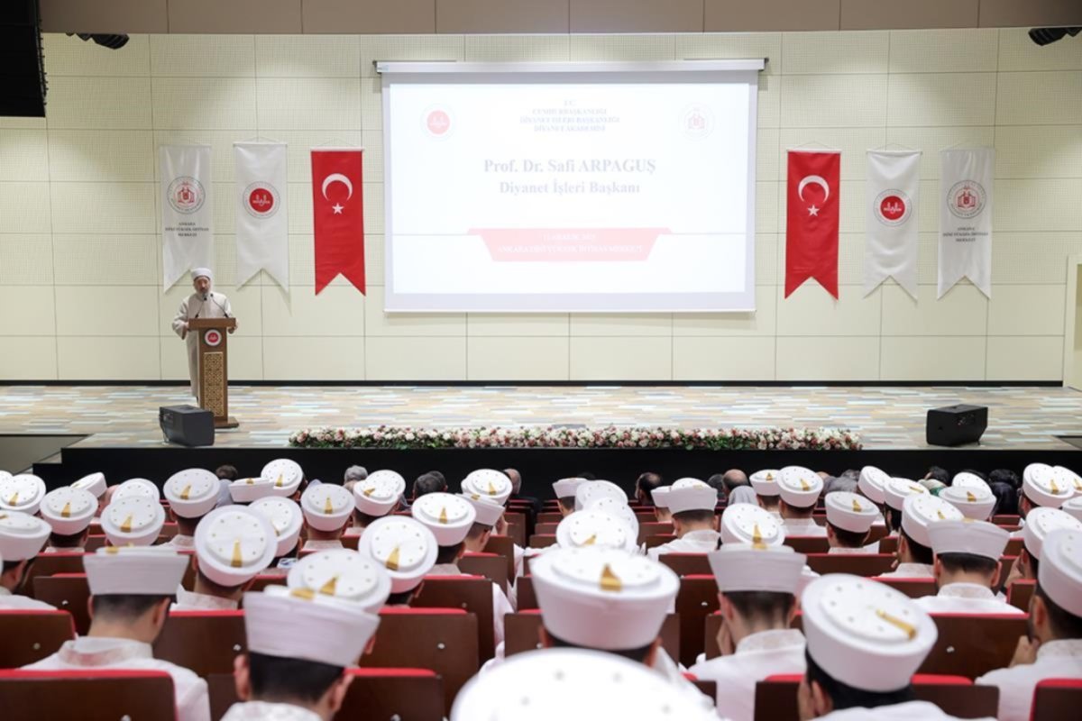 Arpaguş: Zorlu süreçten çıkışın yolu Kur’an ve Sünnete sarılmaktır