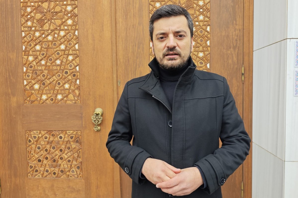 Genç hafızların örnek hutbe iradı cami cemaatinin takdirini topluyor