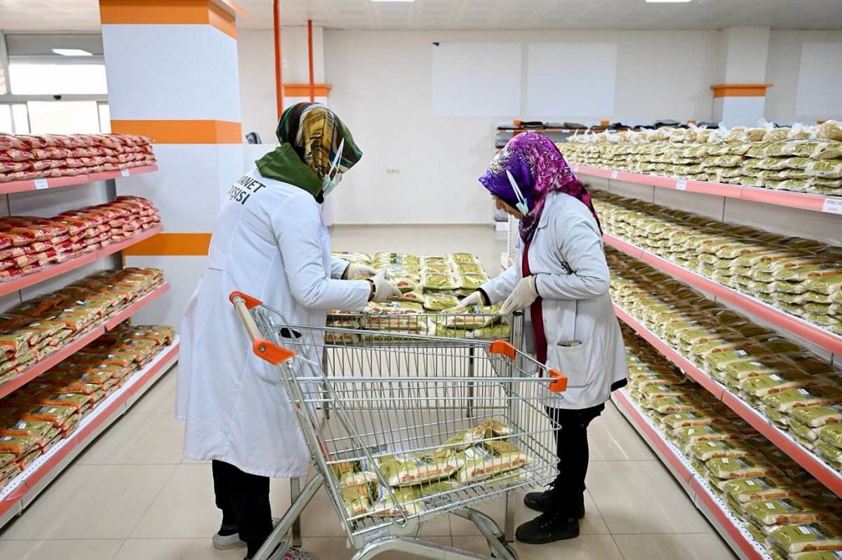 Yeşilyurt Belediyesi sosyal yardım platformu hizmete sunuldu