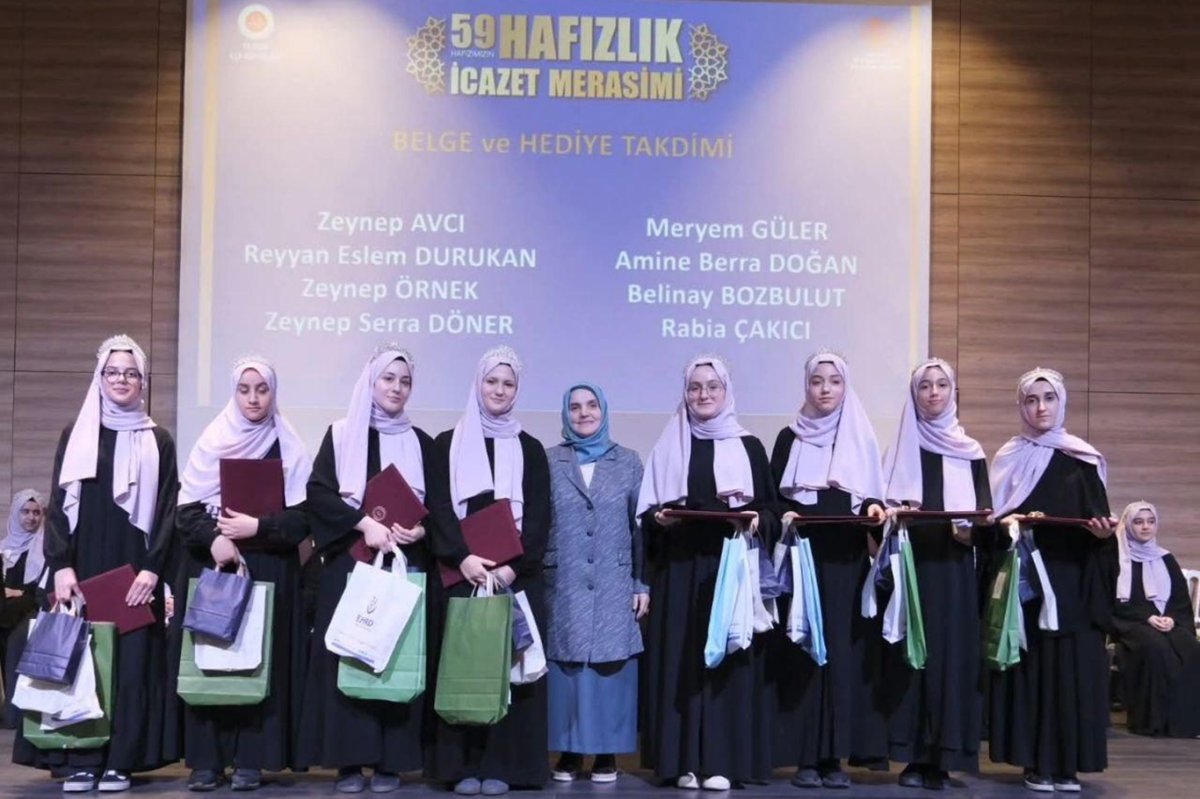 Bursa’da hafızlığını tamamlayan 59 öğrenci için icazet tören yapıldı