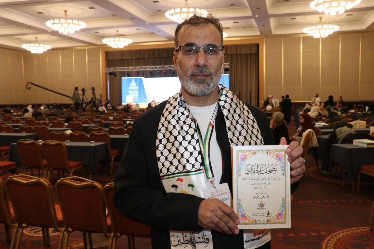 İşgal zindanlarında geçirdiği 25 yılı kitaplaştırdı