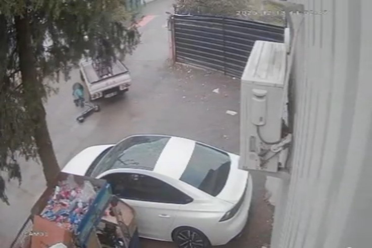 Kamyonete çarpan elektrikli skuter sürücüsü hayatını kaybetti