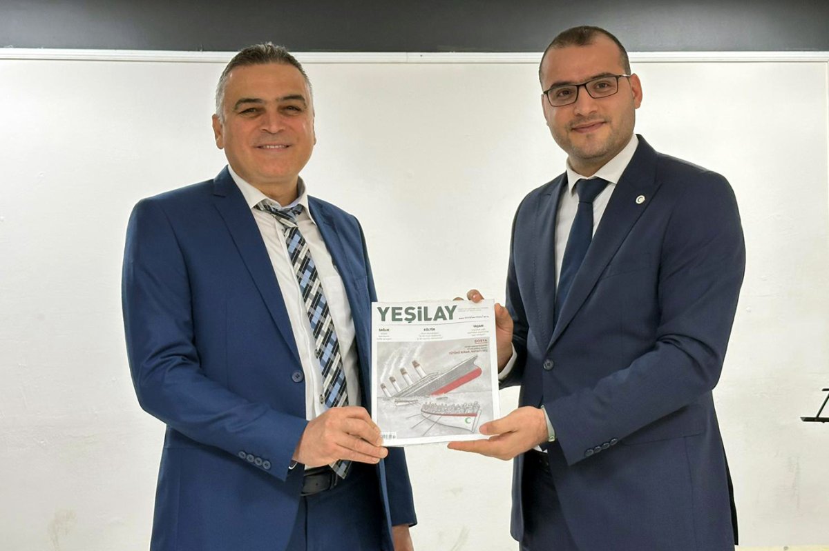 Adana'da "Sağlıklı Nesil Sağlıklı Gelecek" resim sergisi ziyarete açıldı