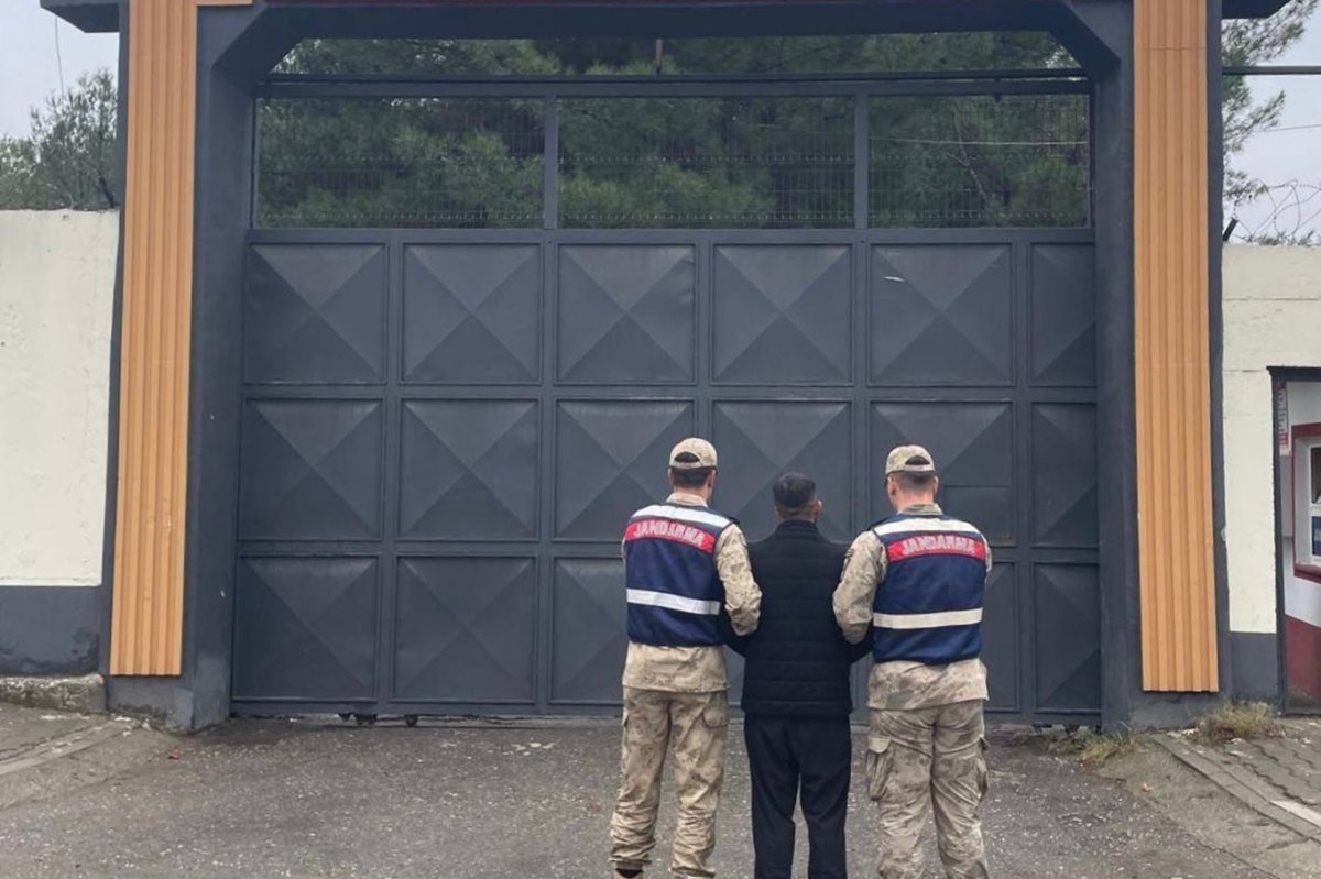 Batman'da aranan şahıslara yönelik operasyonlarda 17 kişi yakalandı