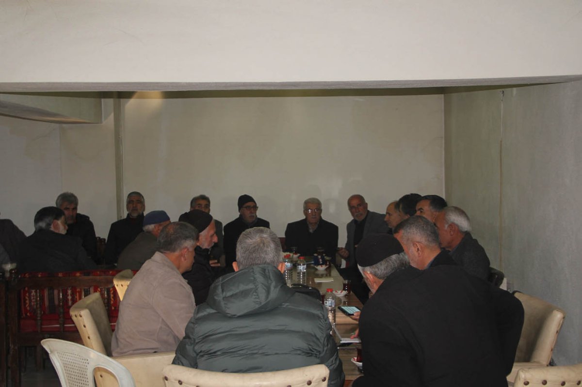 HÜDA PAR Genel Başkan Yardımcısı Emiroğlu, İçmeler Mahallesi sakinleriyle buluştu