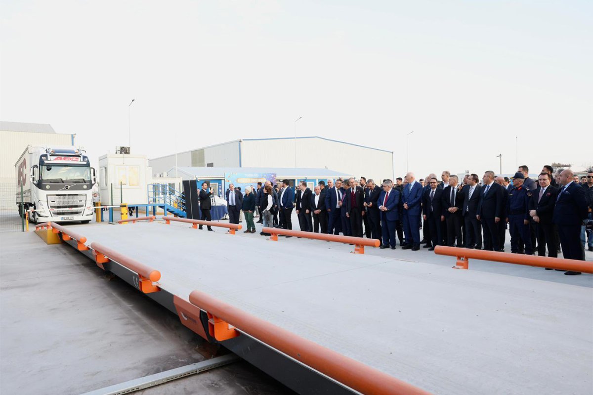 Mersin Kolay Transit Merkezi hizmete açıldı