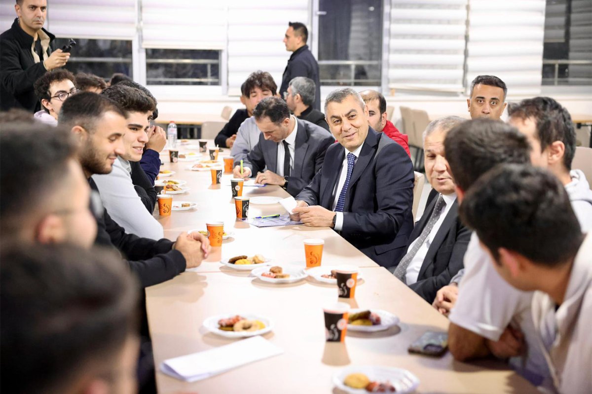 Mersin’de öğrenci taleplerine yönelik takip toplantısı