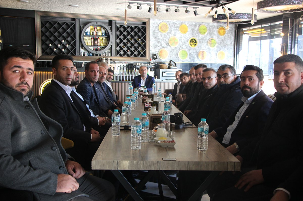 HÜDA PAR Genel Başkan Vekili Demir Gaziantep'te basınla bir araya geldi