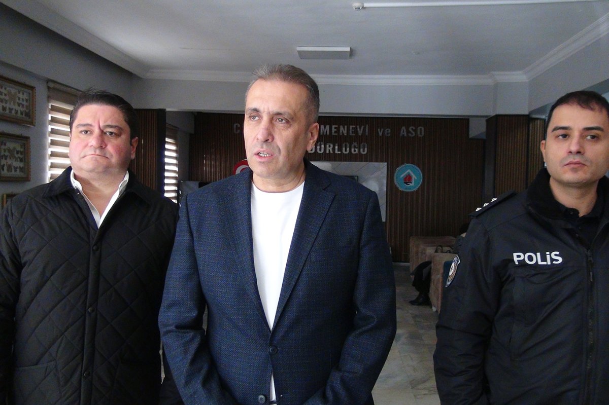 Şırnak İl Emniyet Müdürü Sazak, Cizreli muhtarlarla bir araya geldi