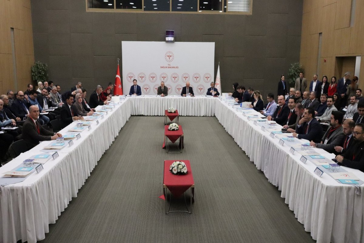 Güney Marmara acil sağlık hizmetleri toplantısı Bursa’da gerçekleştirildi
