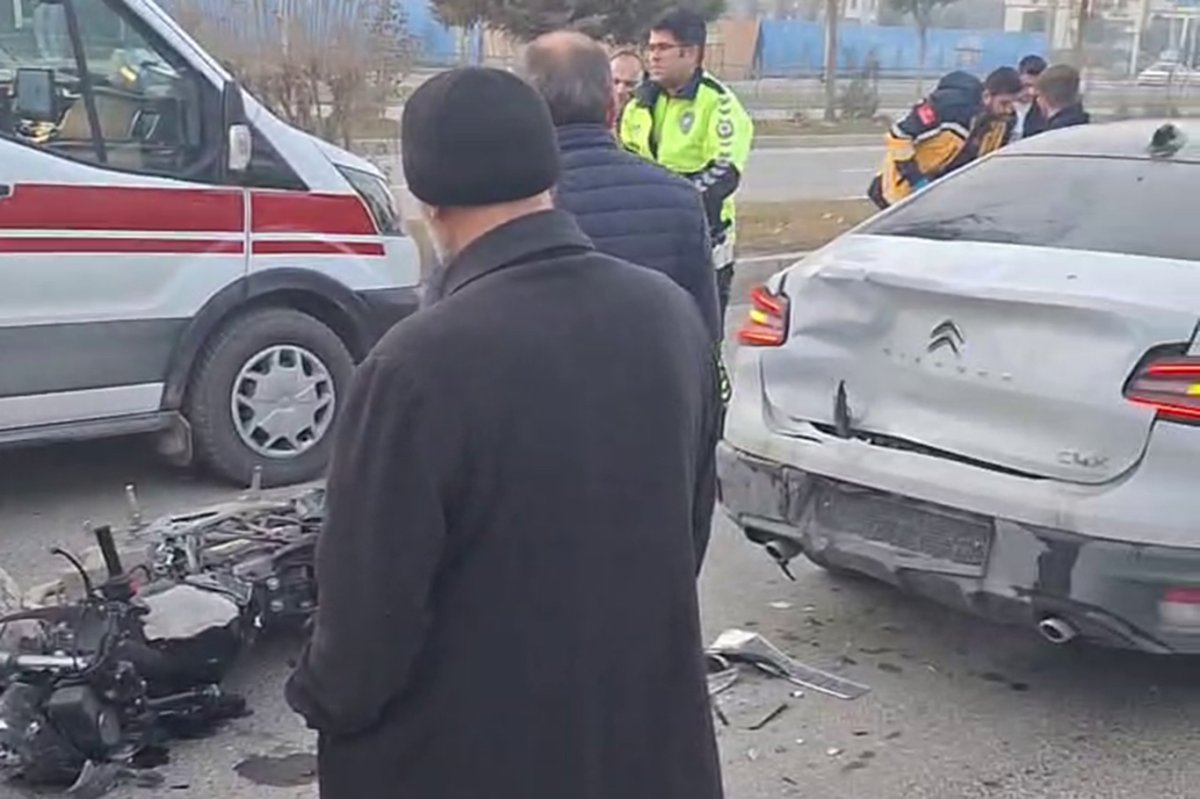 Malatya'da otomobil ile motosiklet çarpıştı: 1 yaralı
