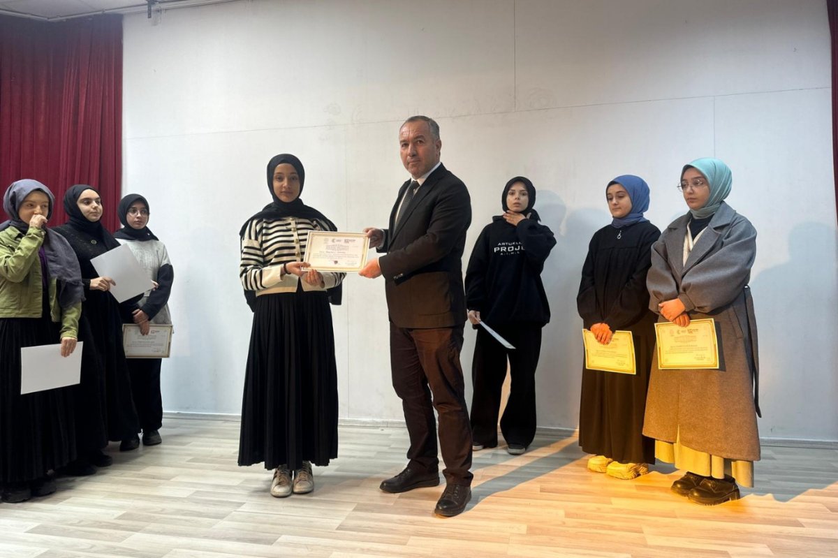 Mardin’de genç hafızlar finalde bir araya geldi