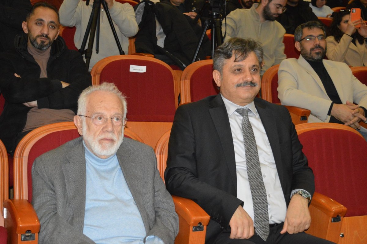 Prof. Dr. Yasin Aktay: Türkiye, modernleşme ve batılılaşma adı altında kendi kimliğinden uzaklaştırıldı