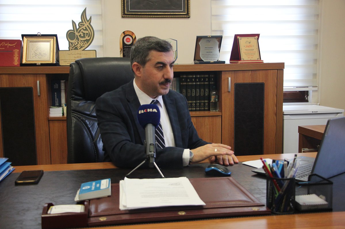 Müftü Yardımcısı Aktan: Yılbaşı Müslümanlar için bir kutlama değil, muhasebe ve tefekkür zamanı olmalı