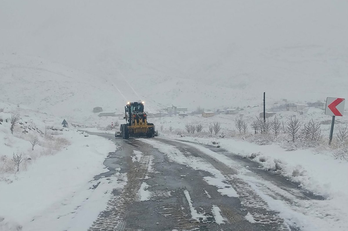 Battalgazi Belediyesi'nden kar ile mücadele çalışması