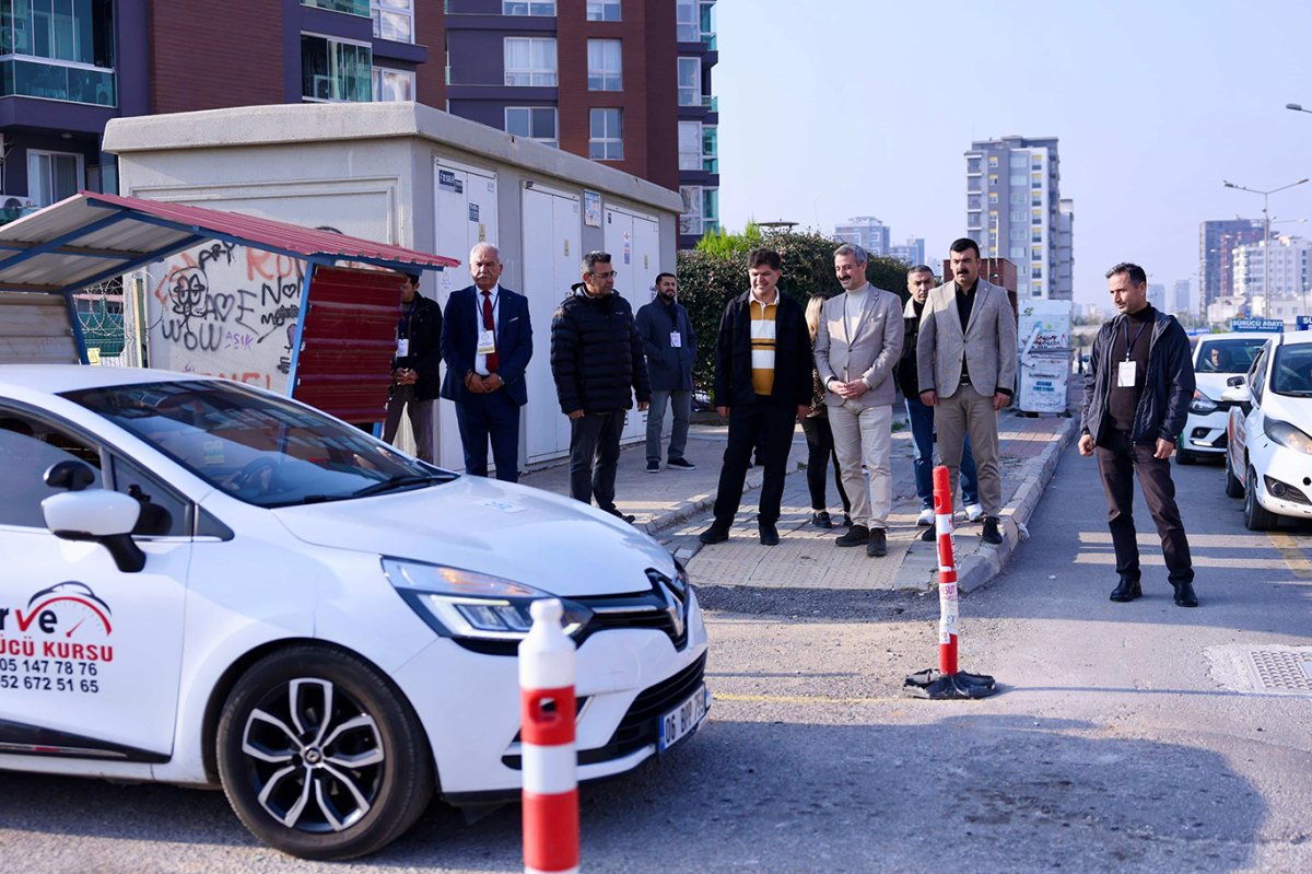Mersin İl Millî Eğitim Müdürü Özdemirci’den sürücü kurslarına saha denetimi