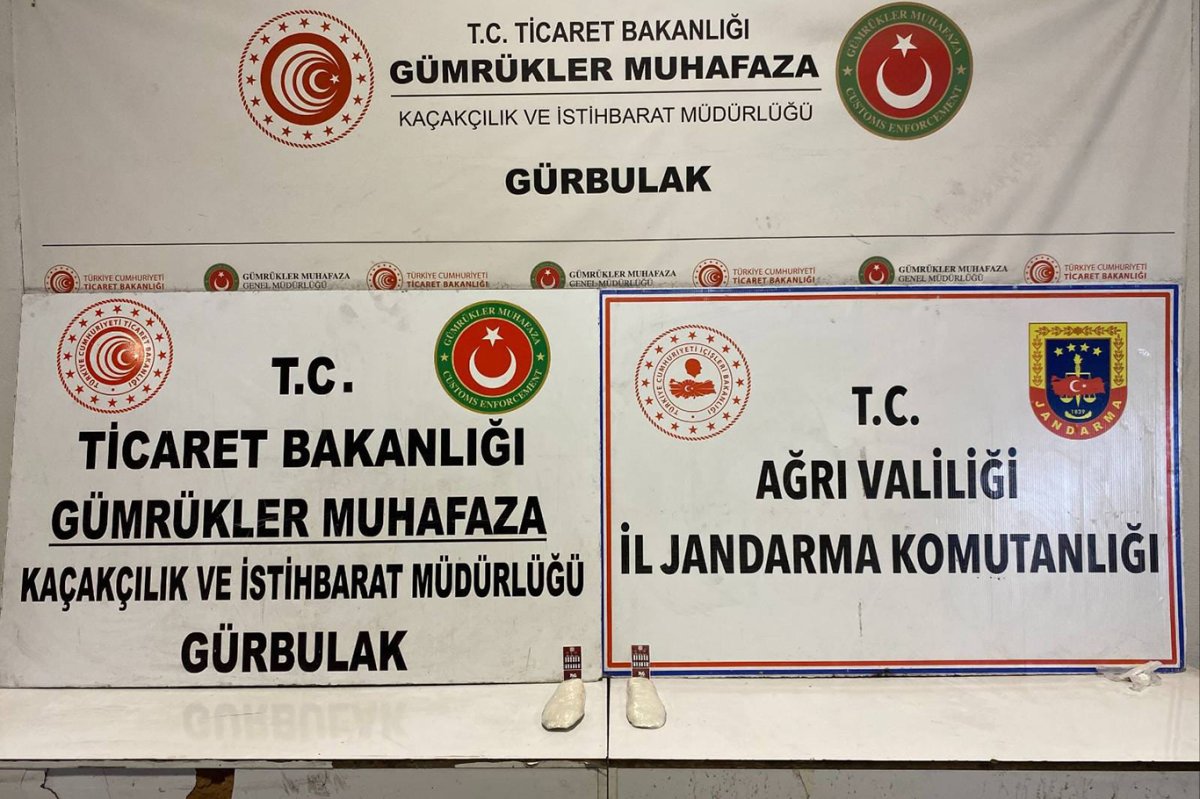 Gürbulak Gümrük Kapısı'nda arama yapılan bir araçta uyuşturucu ele geçirildi