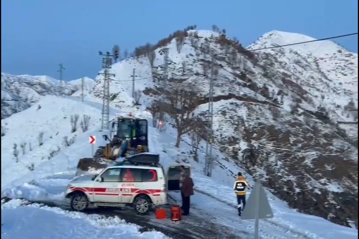 Zorlu kış şartlarında Diyarbakır’da acil sevkler gerçekleştirildi