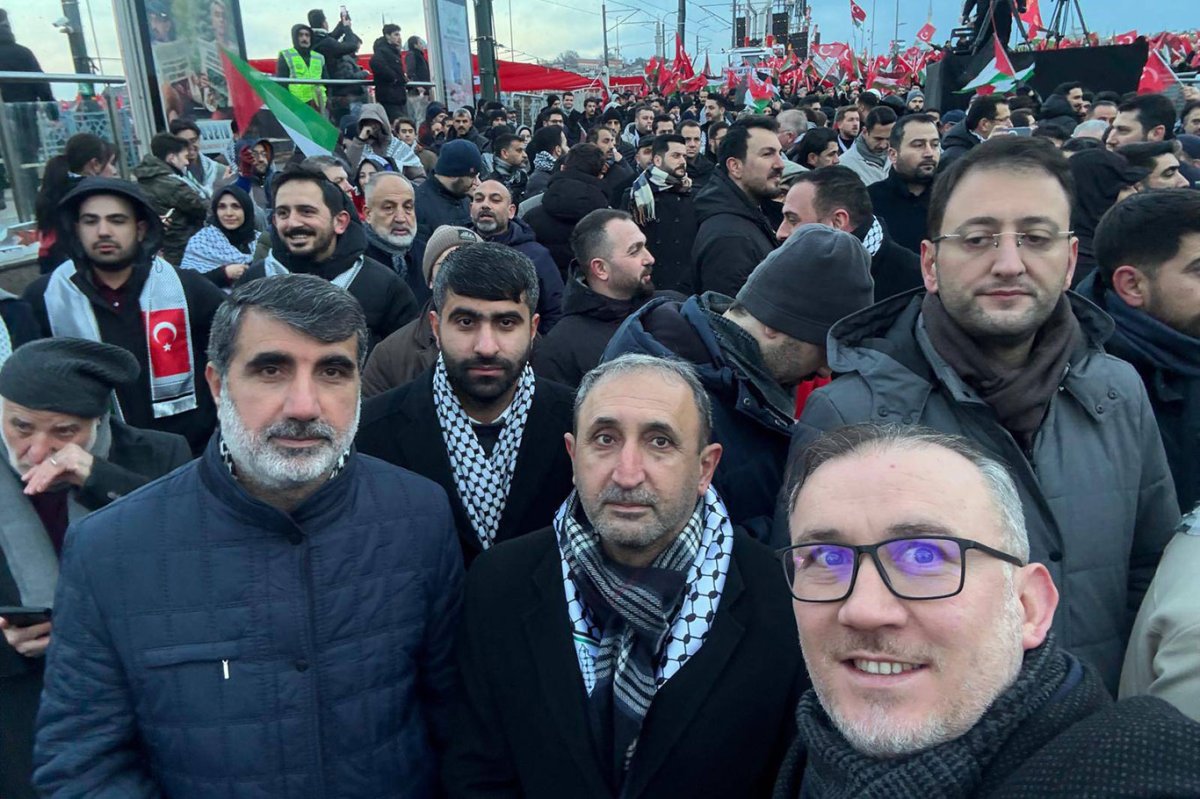 HÜDA PAR Genel Başkan Vekili Demir, Galata’daki Gazze yürüyüşüne katıldı