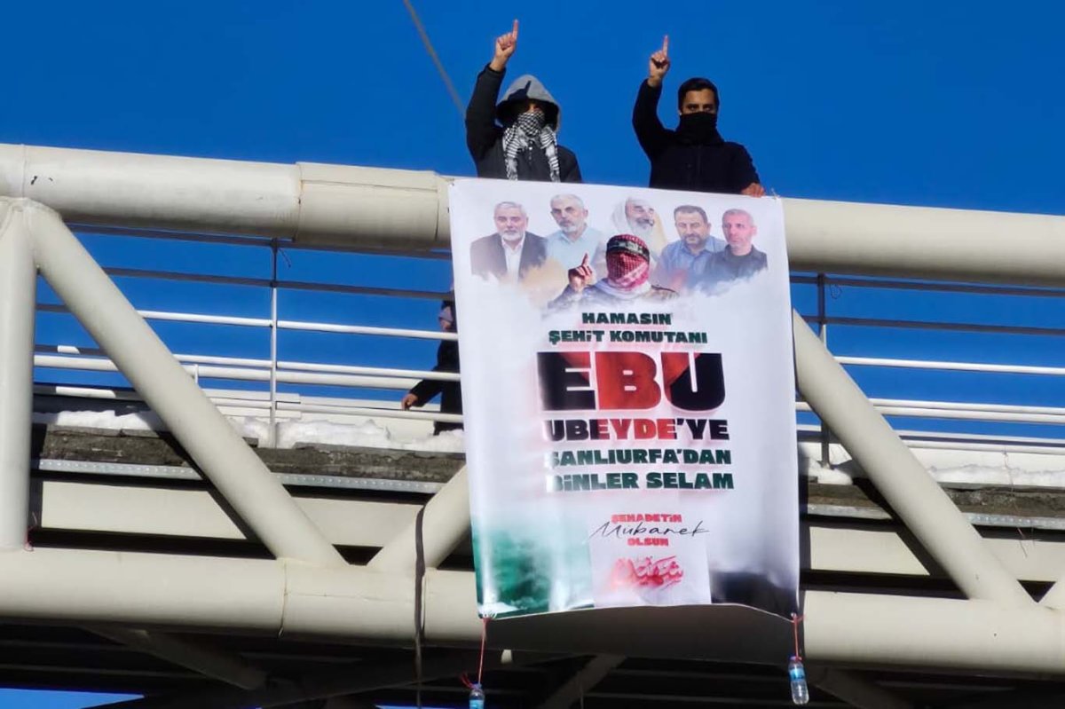 Şanlıurfa’da Ebu Ubeyde posterleri asıldı