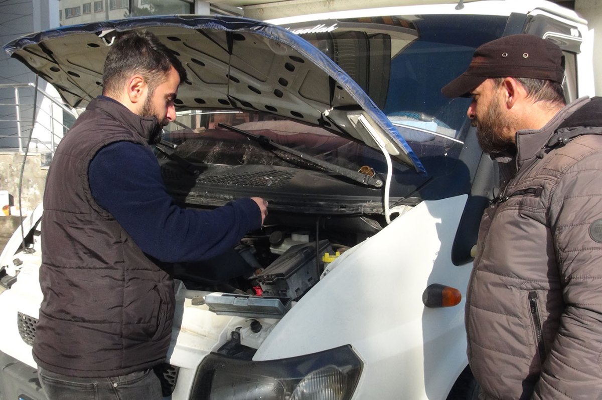 Sert kış sanayiyi hareketlendirdi, uzmandan araç sahiplerine uyarı