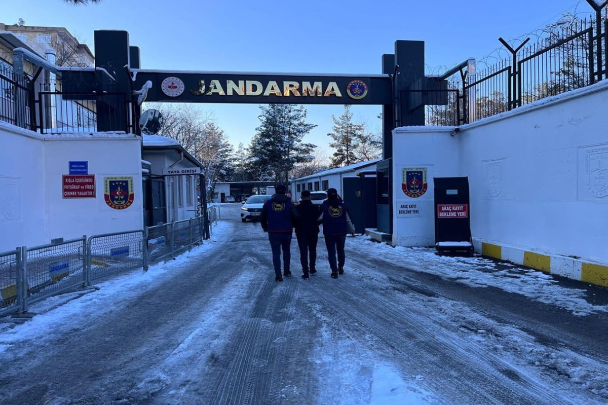 Diyarbakır genelinde aranan 67 kişi yakalandı