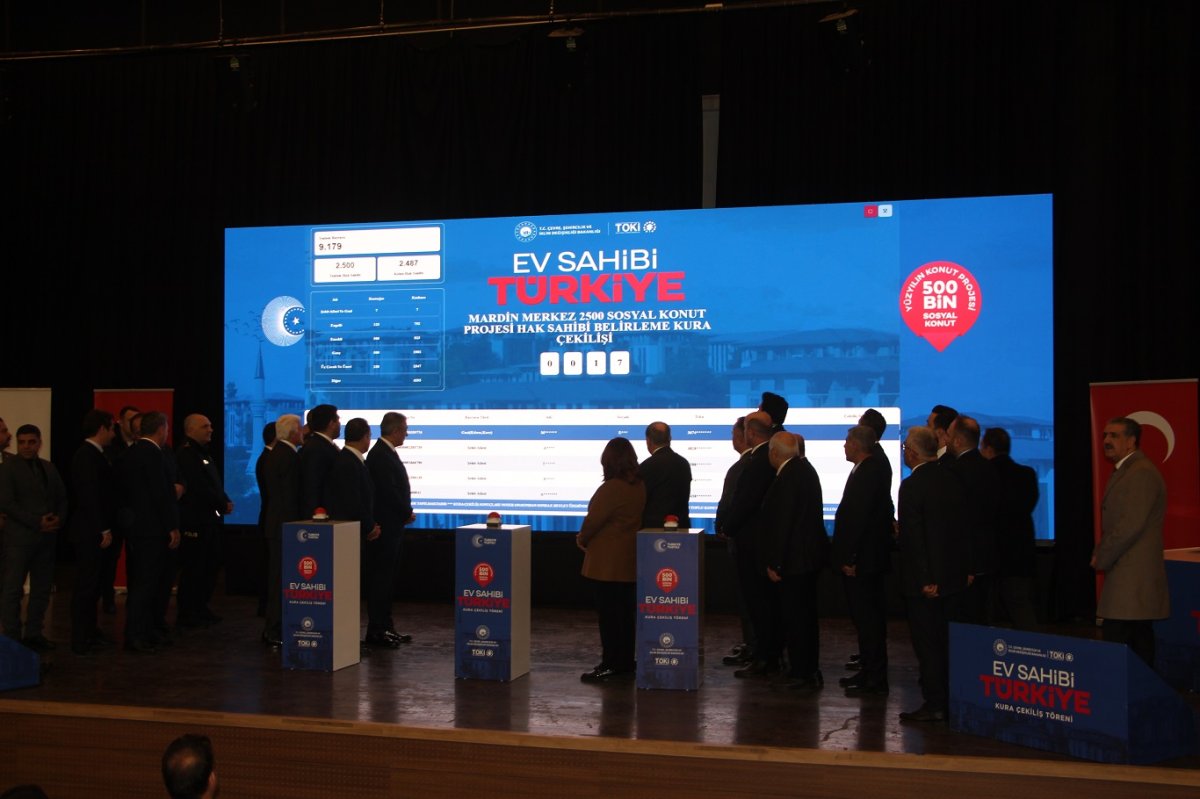 Mardin’de 17 bin kişinin başvurduğu "Yüzyılın Konut Projesi"nin kurası çekildi