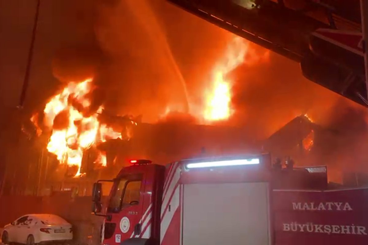 Malatya’da işçilerin kaldığı konteynerde büyük yangın çıktı