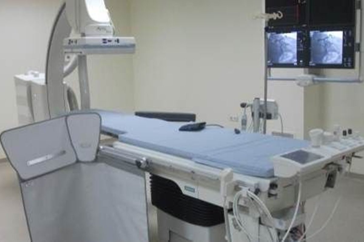 Onkoloji servisinden yazarlığa: Onkoloji koridorlarından kitap sayfalarına uzanan yolculuk