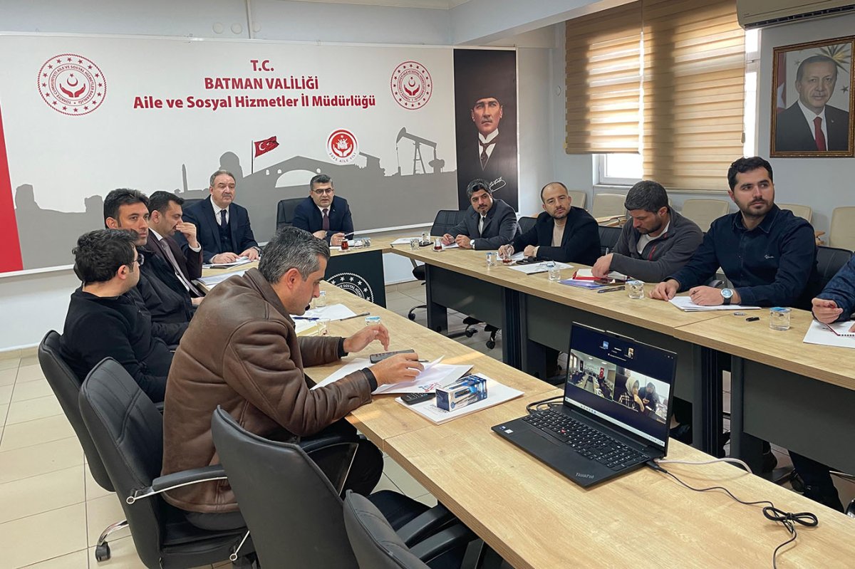 Bağımlılıkla mücadelede Batman modeli masaya yatırıldı