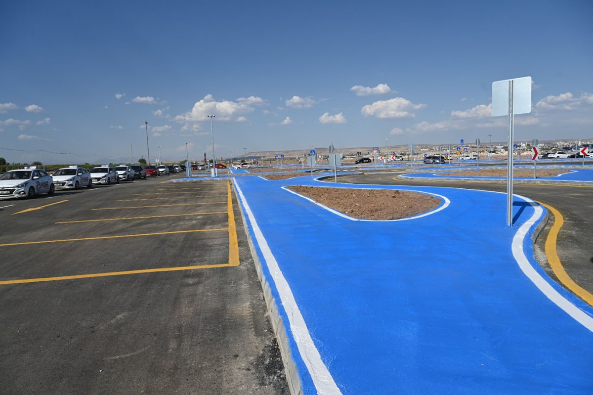 Batman Sürücü Akademisi, her gün yüzlerce sürücü adayını ağırlıyor