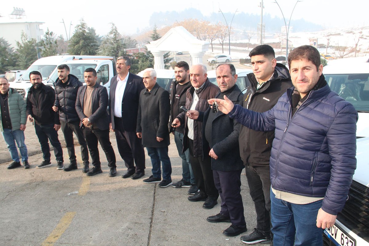 BESO'dan esnafa indirimli araç teslimi yapıldı