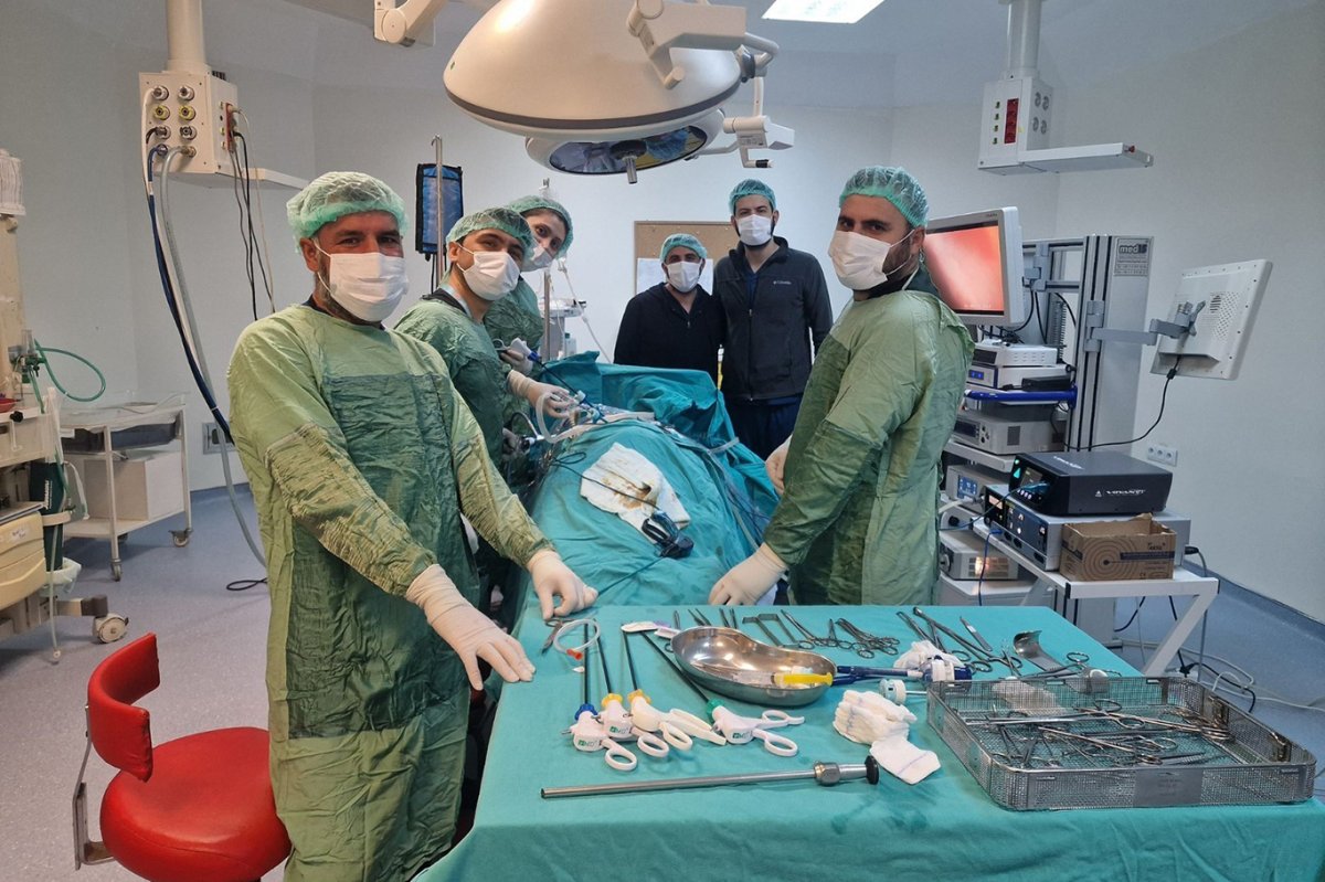 Viranşehir’de büyük böbrek kisti ameliyatı başarıyla gerçekleştirildi