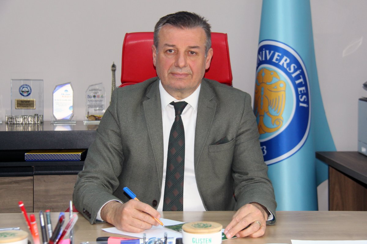 Prof. Dr. Denli: Yoğun kar yağışı kurak bölgelere can suyu olacak