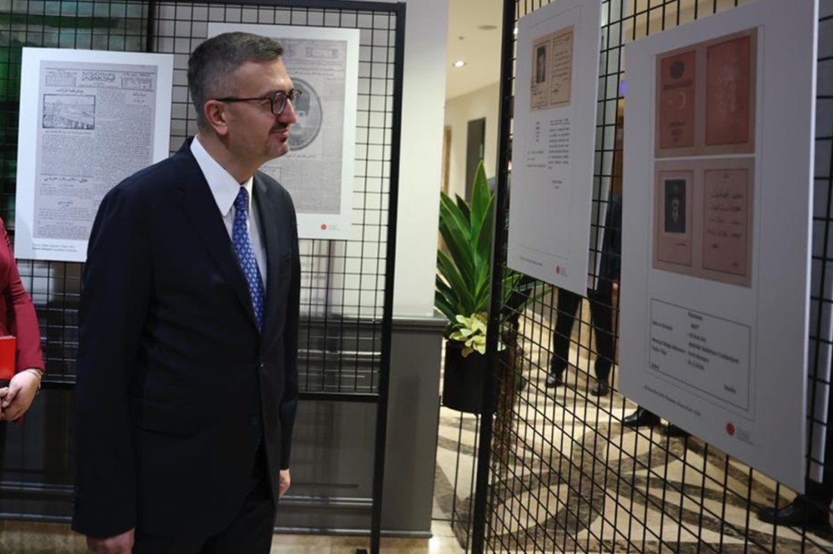 “Gazeteciliğin Yolculuğu” fotoğraf sergisi ziyarete açıldı