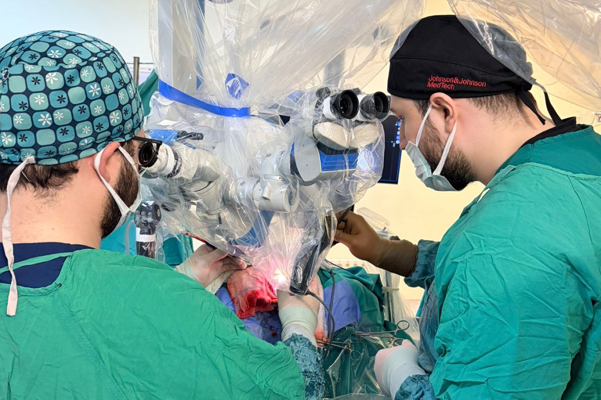 Ağrı'da ilk beyin tümörü ameliyatı başarıyla gerçekleştirildi