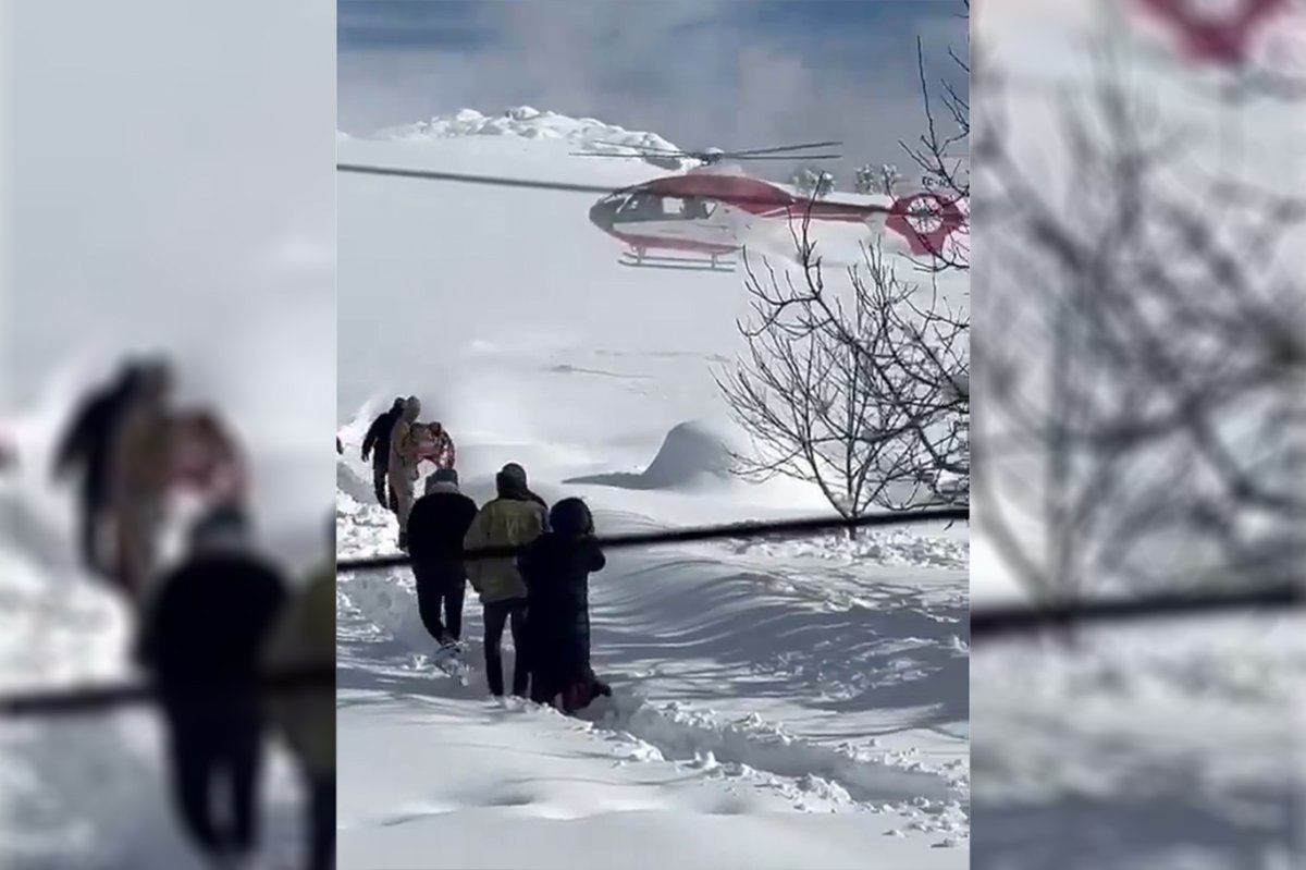 Malatya'da rahatsızlanan 1 yaşındaki bebek ambulans helikopterle hastaneye sevk edildi
